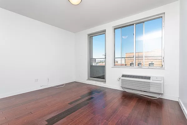 286 Stanhope Street - Photo 5
