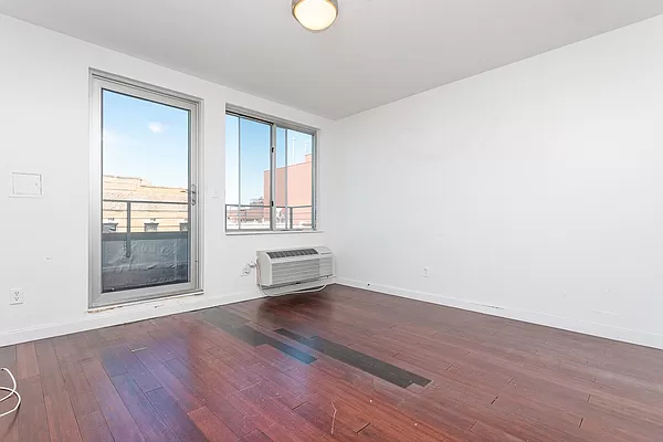 286 Stanhope Street - Photo 3