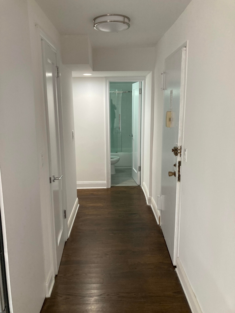 East 57th and 3rd - Photo 3