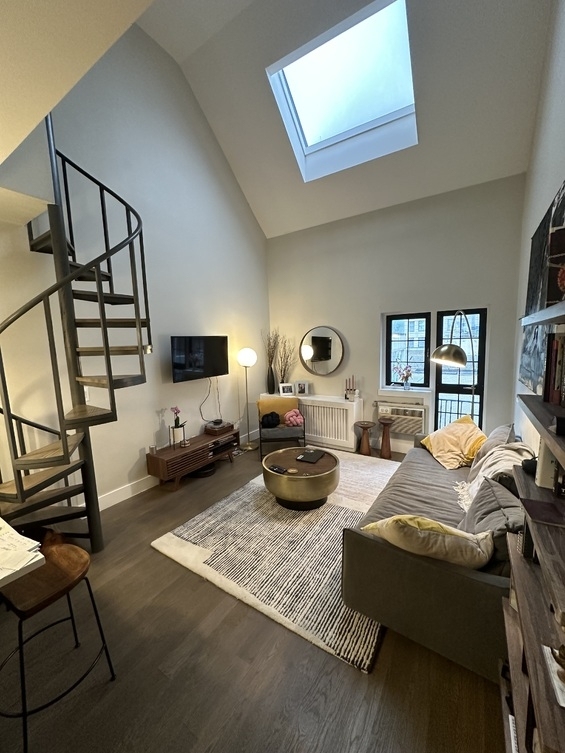 51 Irving Place - Photo 1