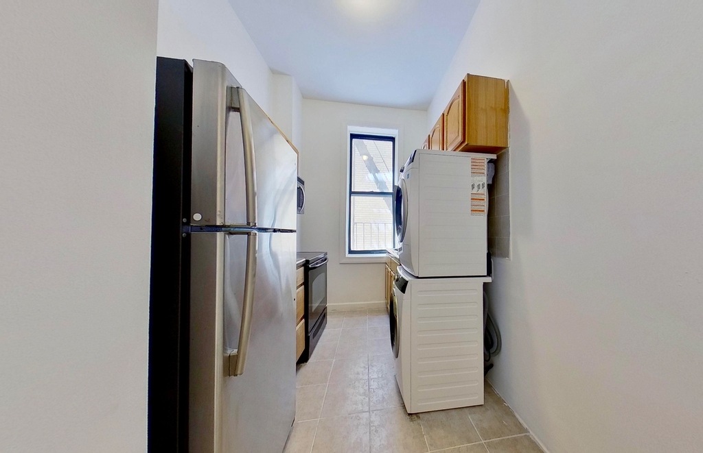 600 West 142nd Street - Photo 2