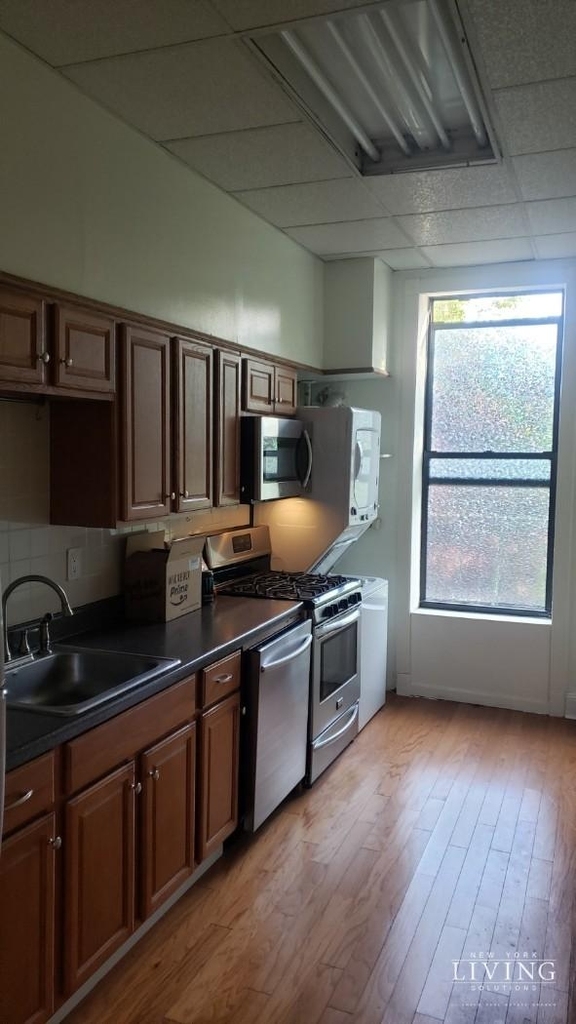 410 7th Street - Photo 3