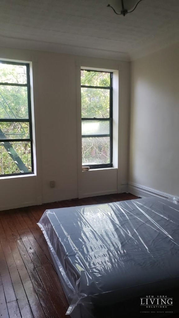 410 7th Street - Photo 4