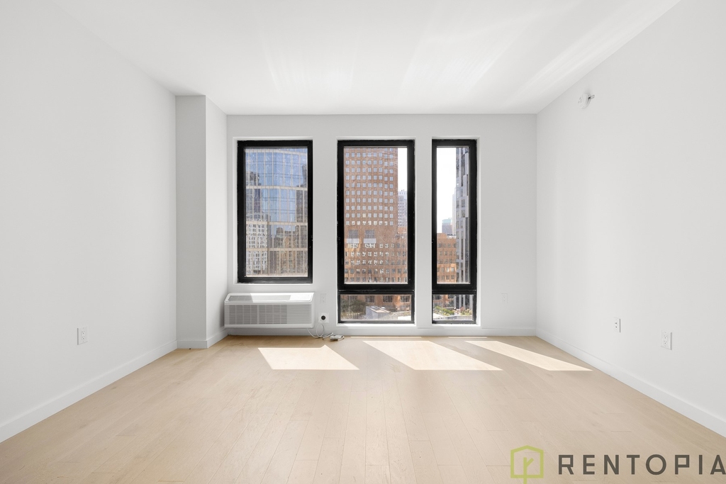 99 Fleet Place - Photo 7