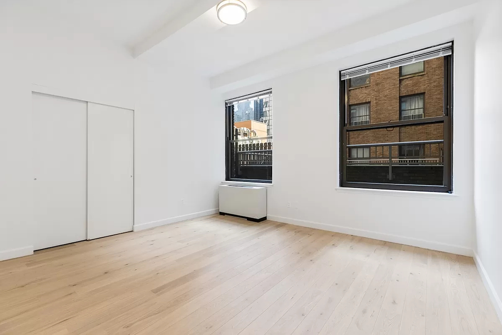 Carlisle Street - Photo 4
