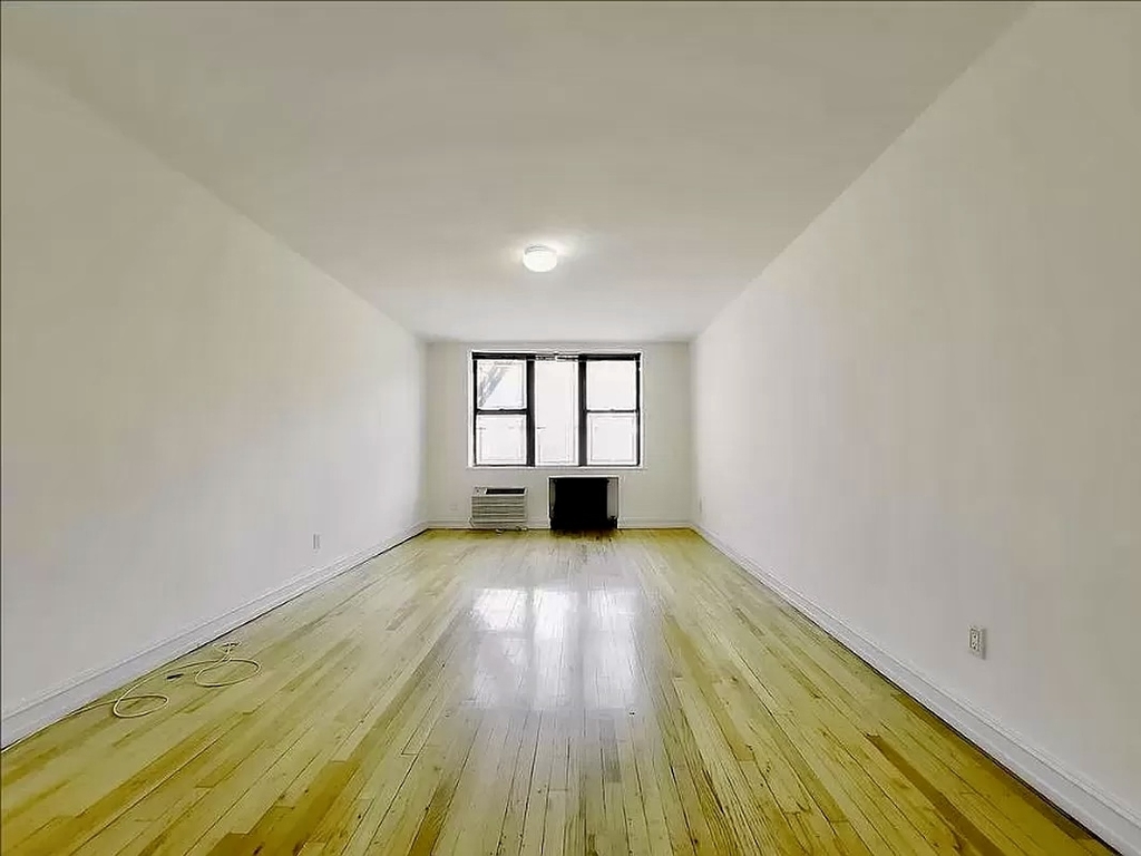 East 36th Street and 2nd Avenue - Photo 1