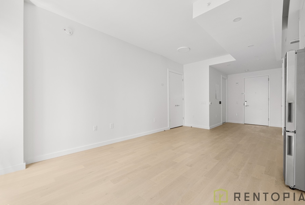 99 Fleet Place - Photo 5