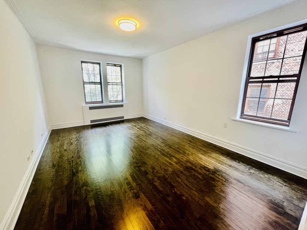150 Remsen Street - Photo 3