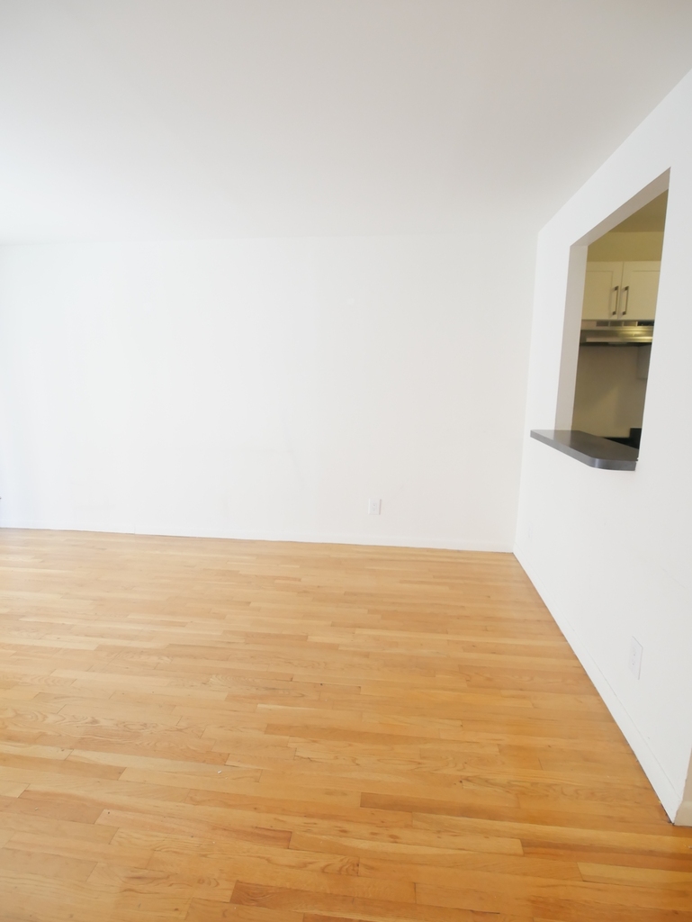 245 East 84th Street - Photo 11