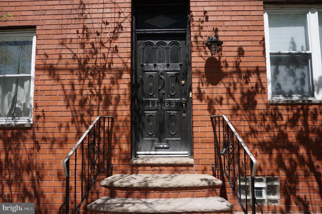 1169-71 E Passyunk Ave - Photo 0