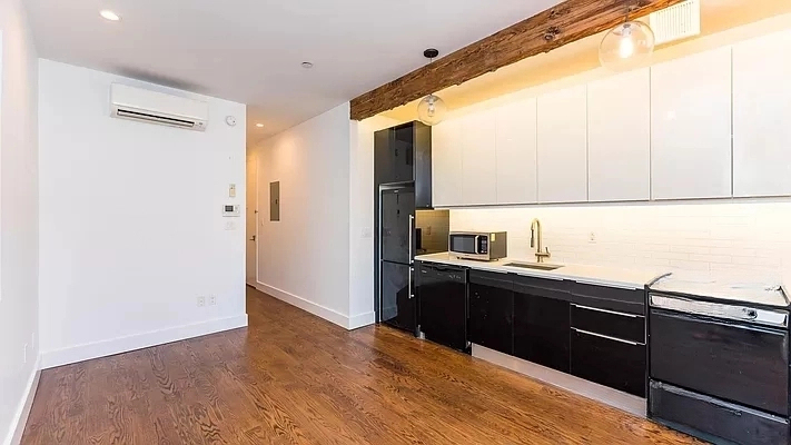 790 Classon Avenue - Photo 0