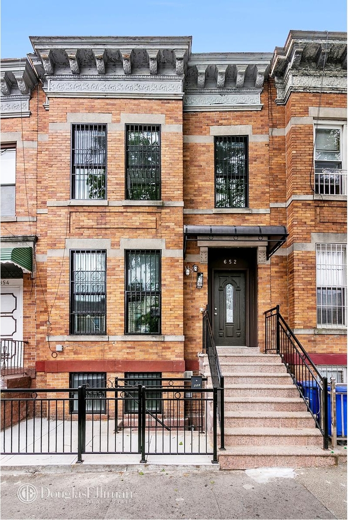 652 58th St - Photo 0