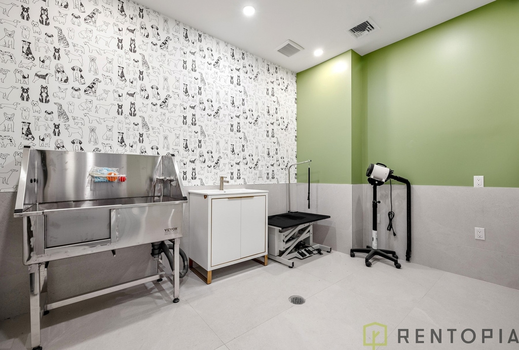 69 Adams Street - Photo 10