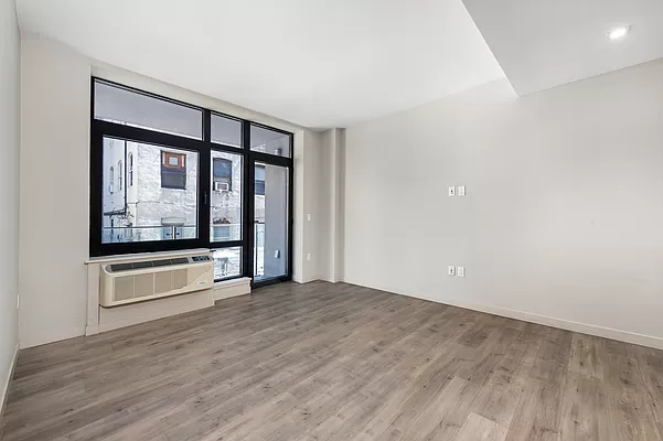 114 Mulberry Street - Photo 1
