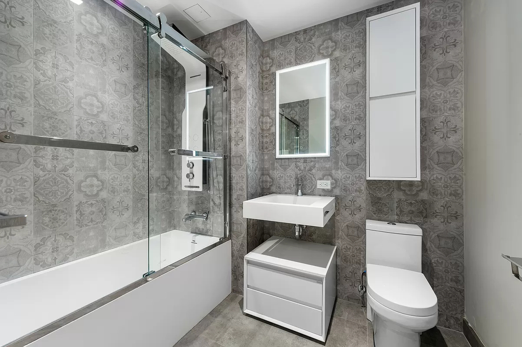 114 Mulberry Street - Photo 3