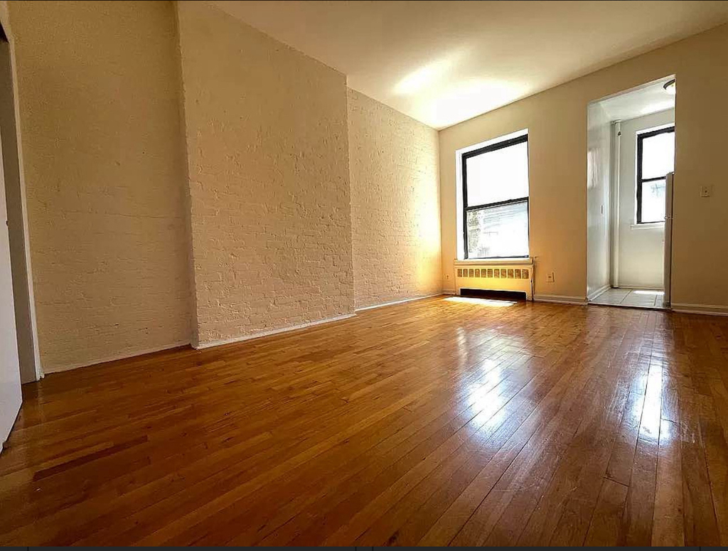 432 East 89th Street - Photo 0