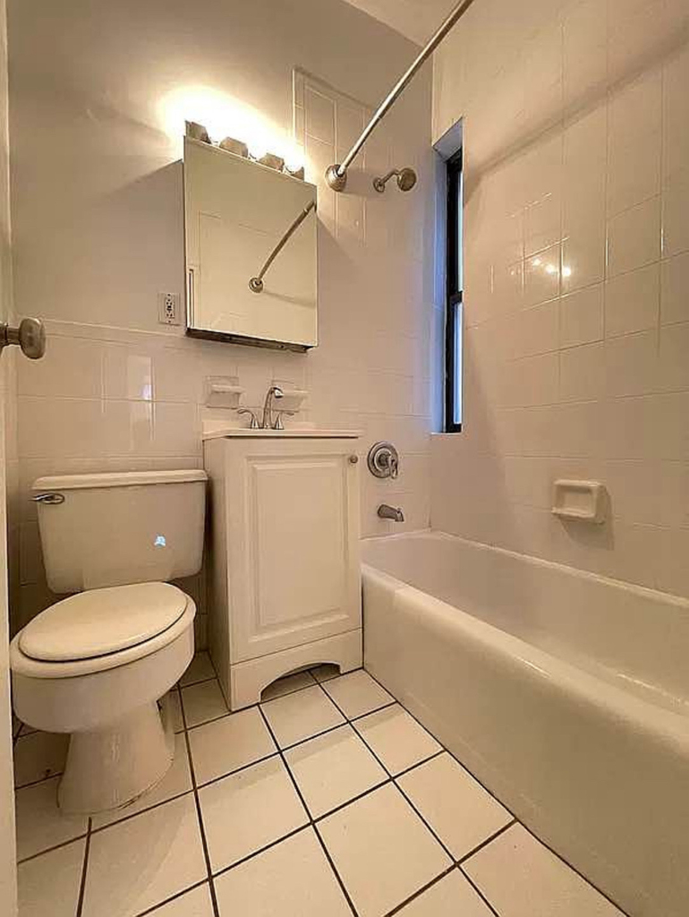 432 East 89th Street - Photo 4