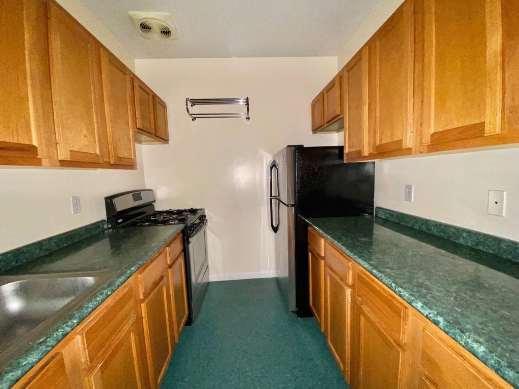 95 Seigel Street - Photo 2