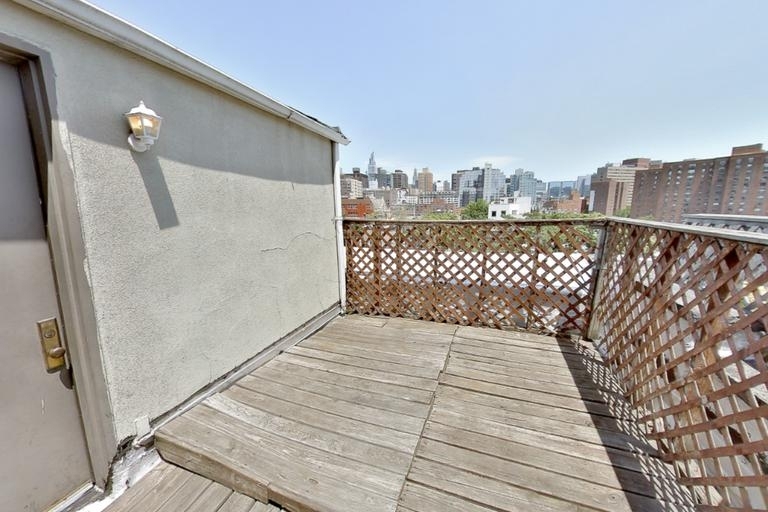 East 18th Street - Private Roof Deck - Photo 3