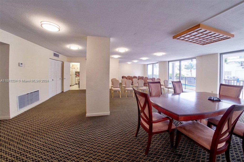 9273 Collins Ave - Photo 8