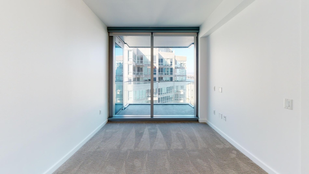 399 Fremont St - Photo 4