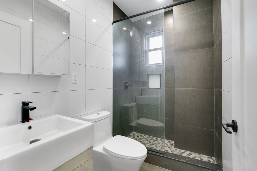 800 Empire Boulevard - Photo 6