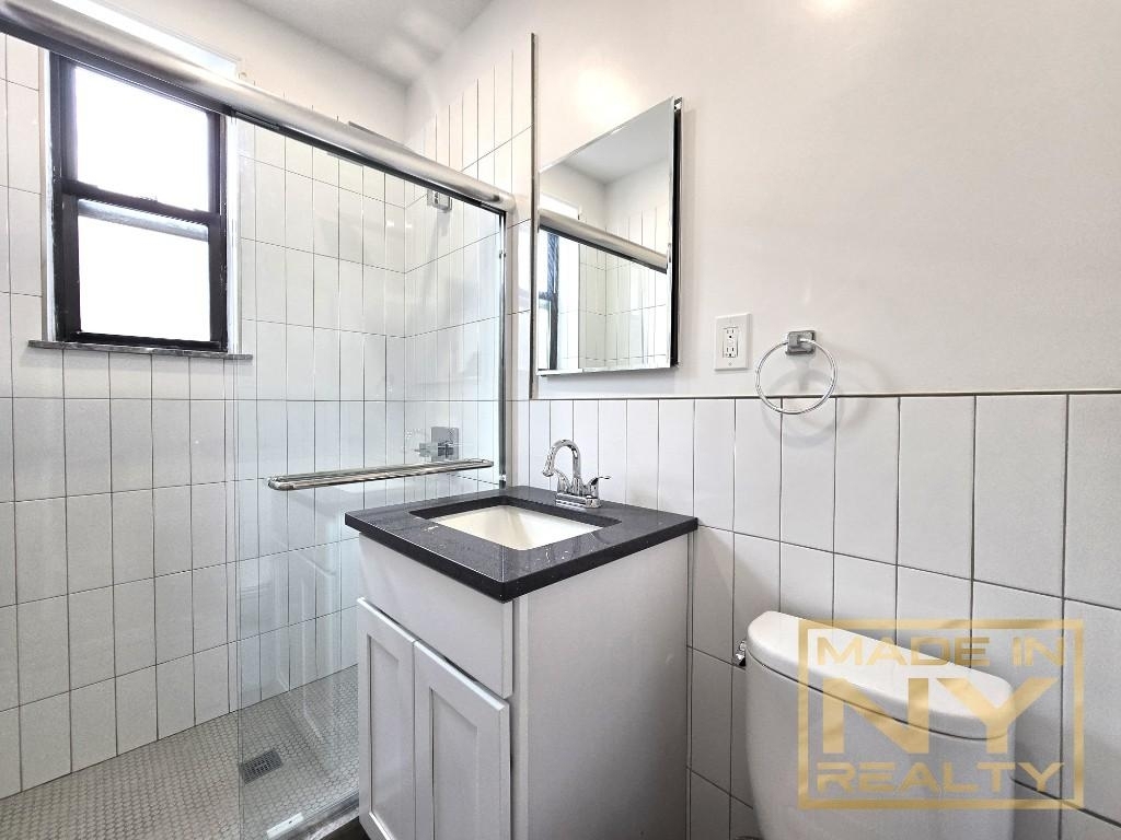 23-06 21st Street - Photo 5