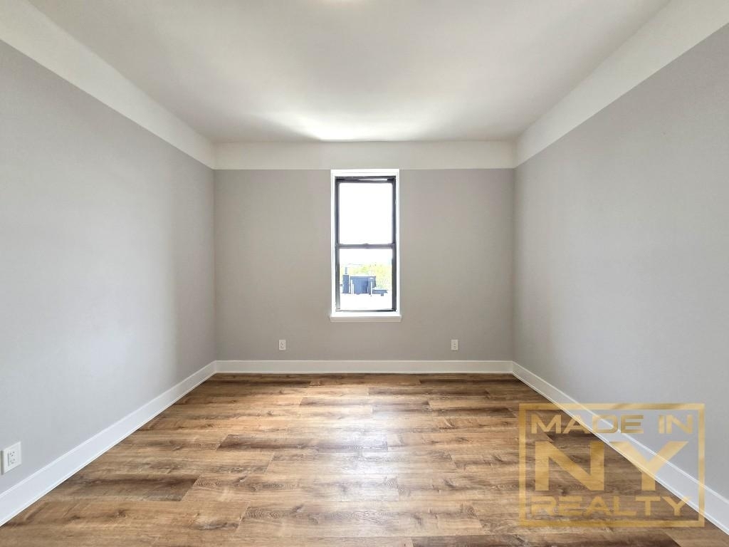 23-06 21st Street - Photo 7