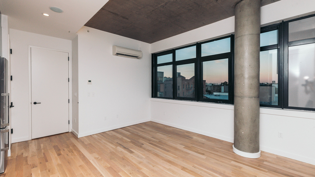 44 Kent Street - Photo 0