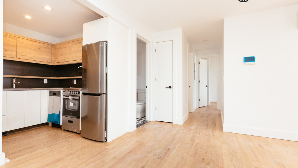 1020 Manhattan Avenue - Photo 1