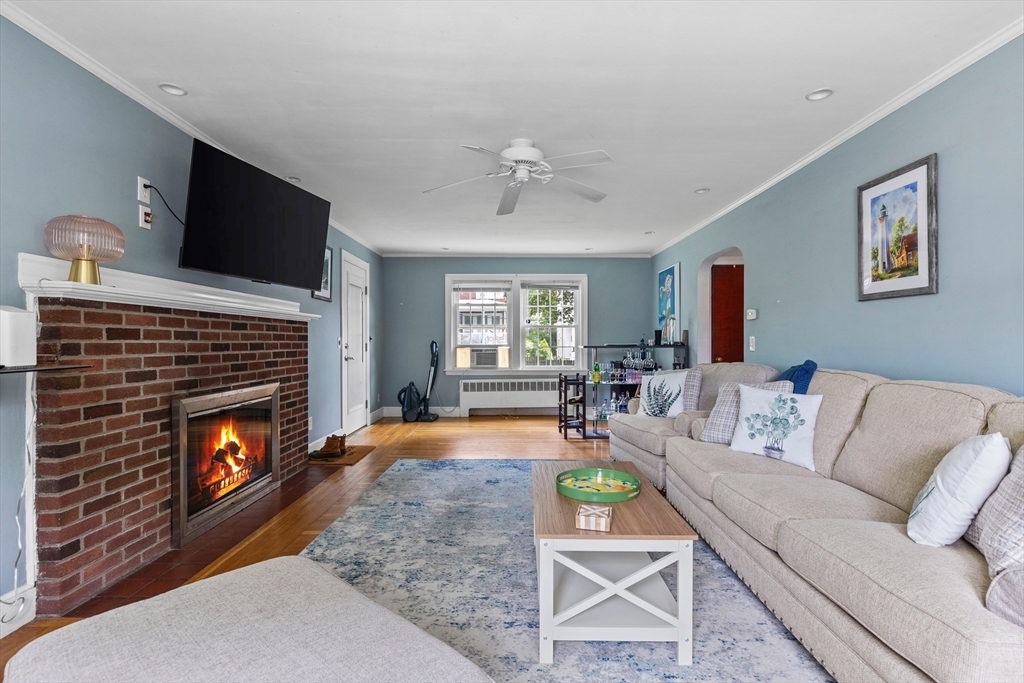 3 Allen Rd - Photo 2
