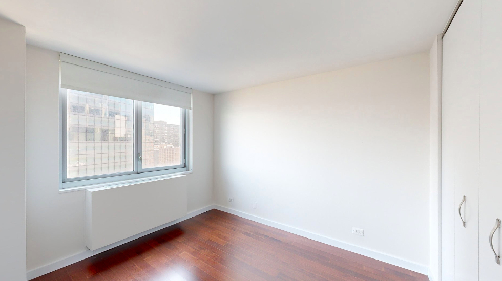 East 34th Street - Photo 2