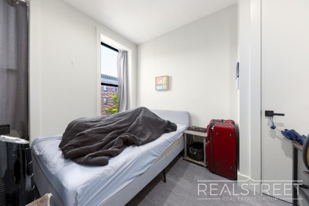 772 Saint Johns Place - Photo 2