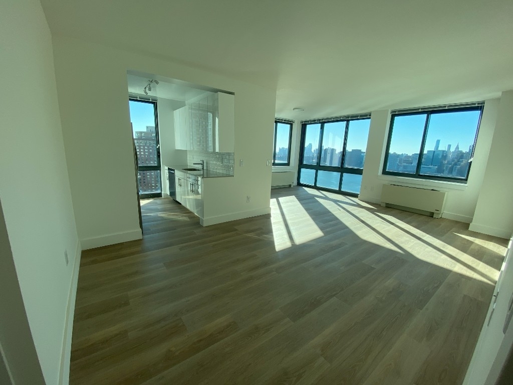 Center Boulevard - Photo 13