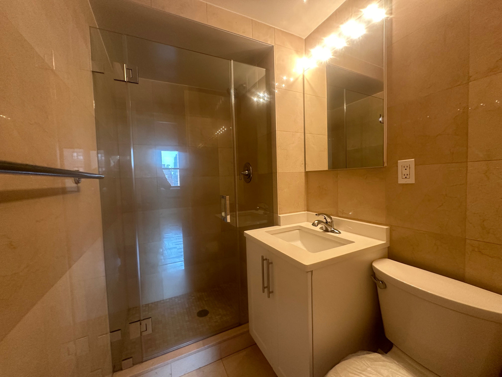 435 East 79th Street - Photo 12