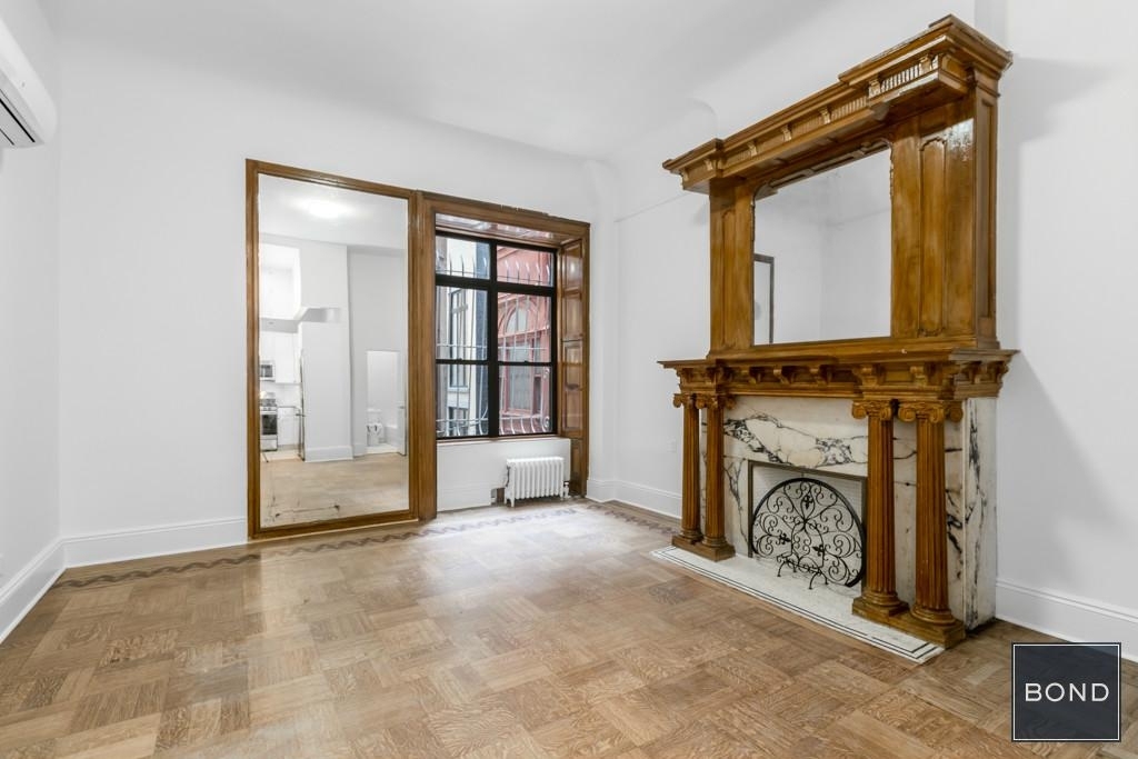 14 West 69th Street - Photo 0