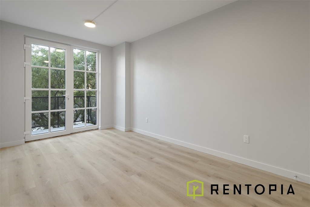 251 Front Street - Photo 1