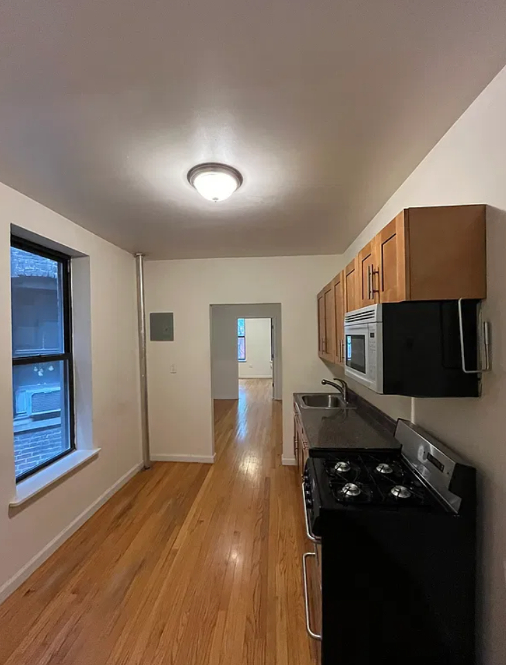 East 83rd Street - Photo 2