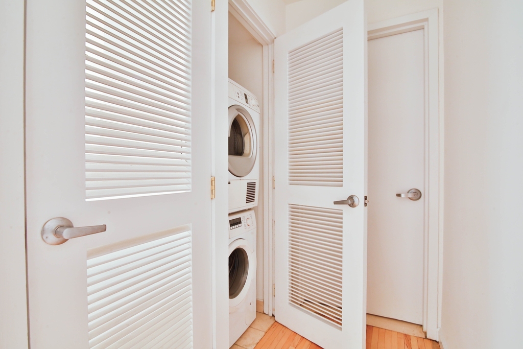 135 William Street - Photo 13