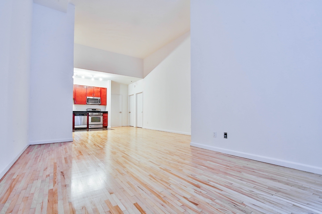 135 William Street - Photo 6