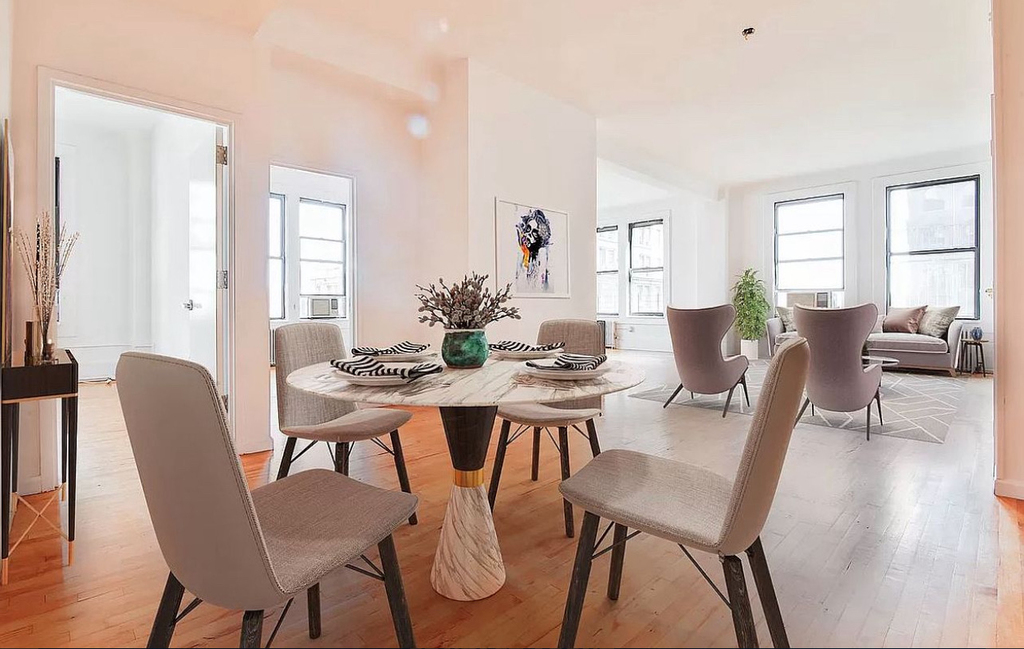 135 William Street - Photo 0