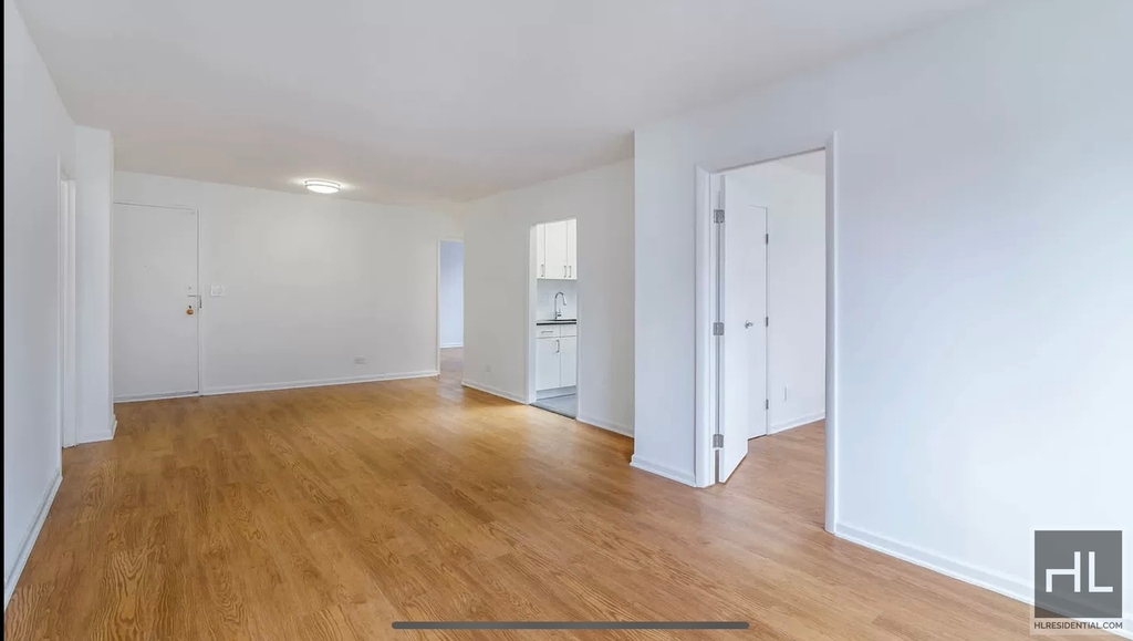 East 27th Street - Photo 9