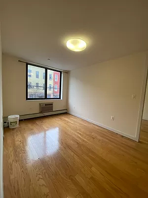 924 Metropolitan Avenue - Photo 1