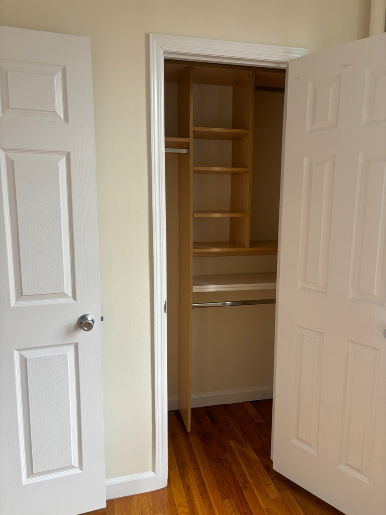 207 West 11th Street - Photo 9