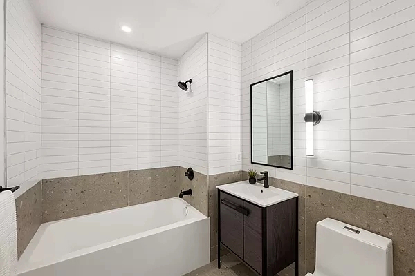 75 Mcguinness Boulevard - Photo 9