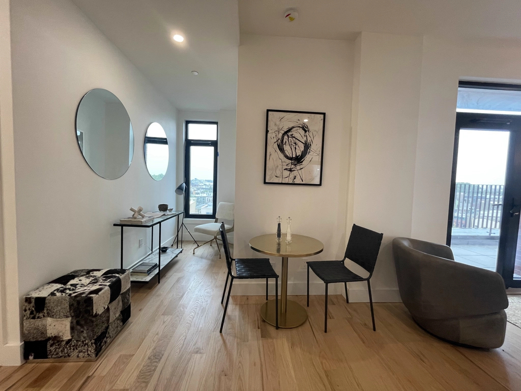 75 Mcguinness Boulevard - Photo 5