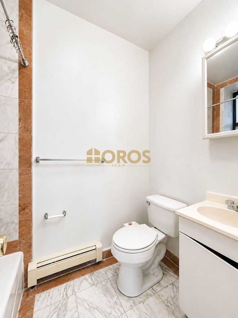 283 East 7th Street - Photo 7