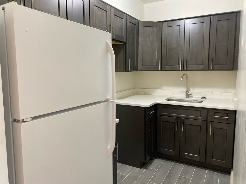 87-20 Pitkin Avenue - Photo 6