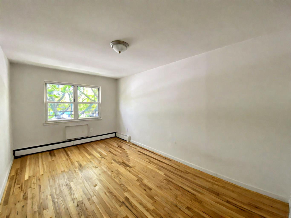87-20 Pitkin Avenue - Photo 3