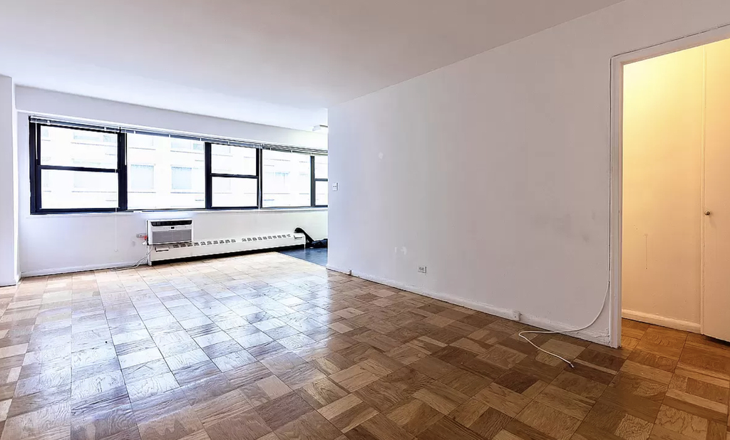 330 East 46th Street - Photo 0